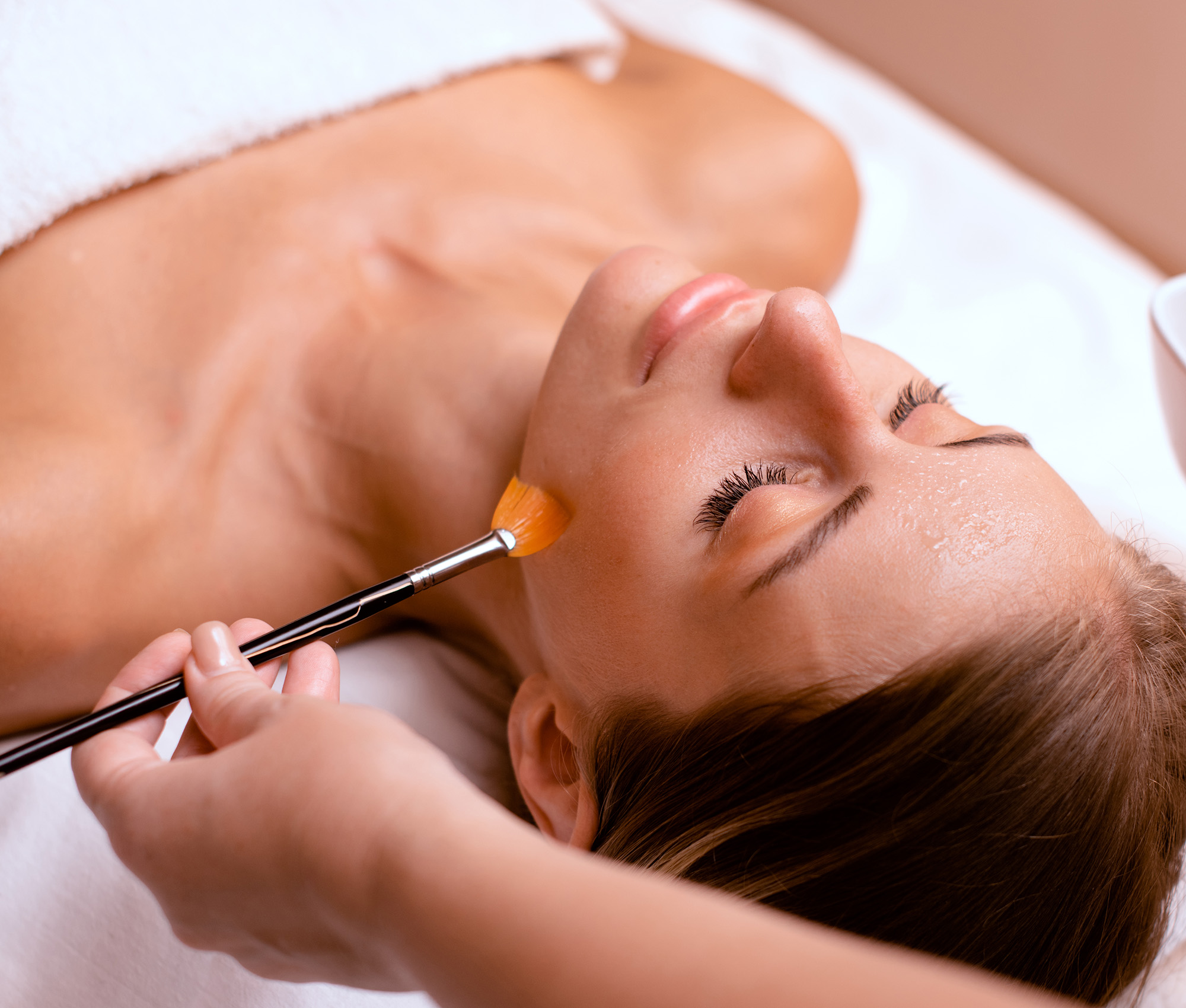 Clinica Doctores Cuevas Tratamiento para las manchas en la piel 8