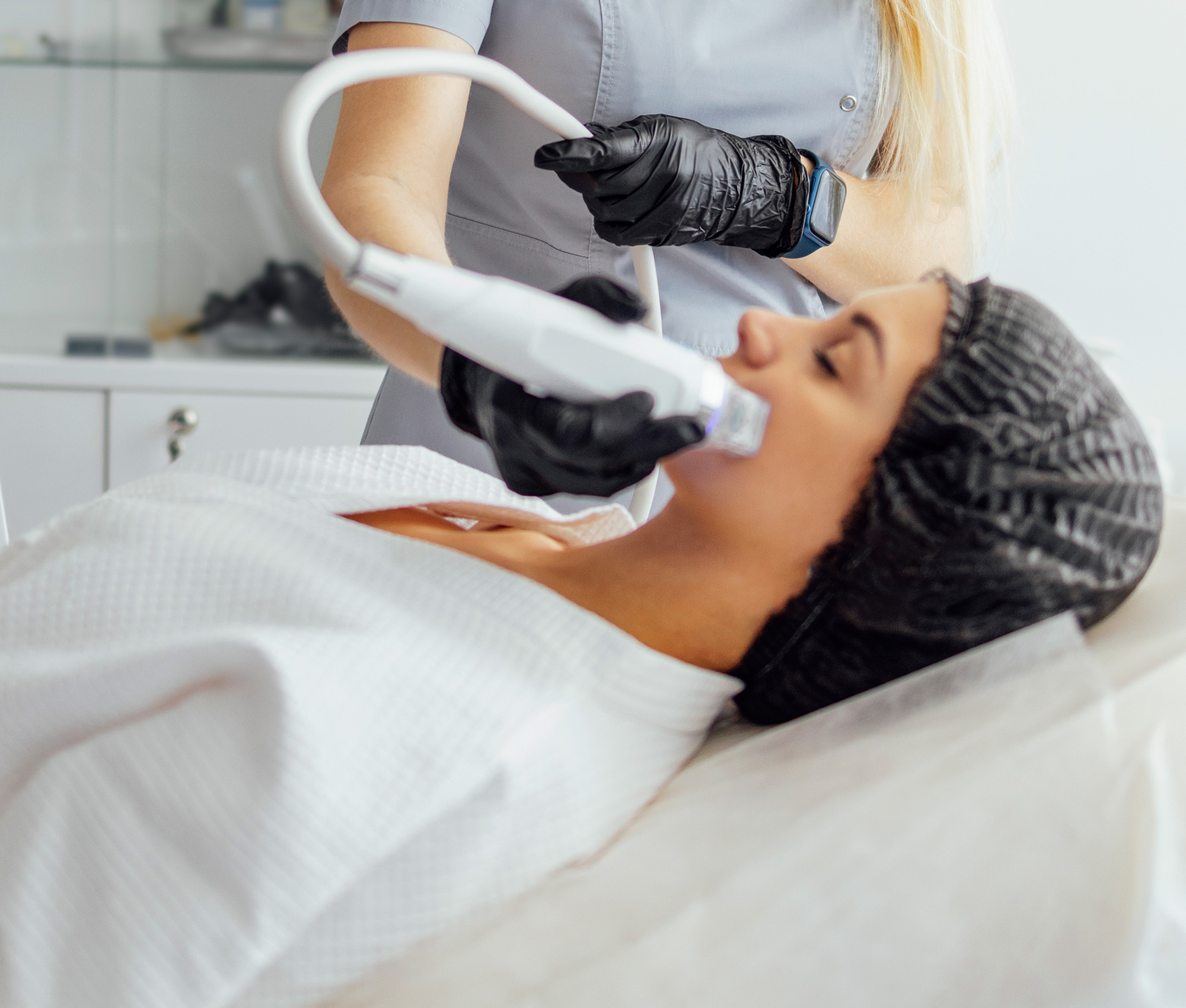 Clinica Doctores Cuevas Tratamiento para las manchas en la piel 9