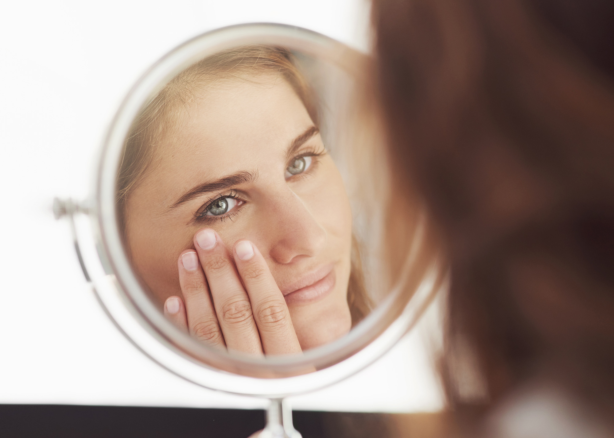 Clinicas Doctores Cuevas aplicacion de acido hialuronico carrousel 2_